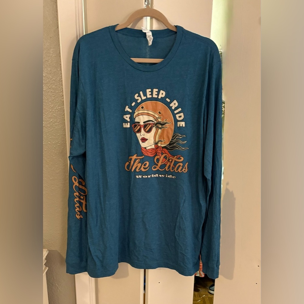 Motorcycle rider long sleeve t-shirt size XXL, true to size.